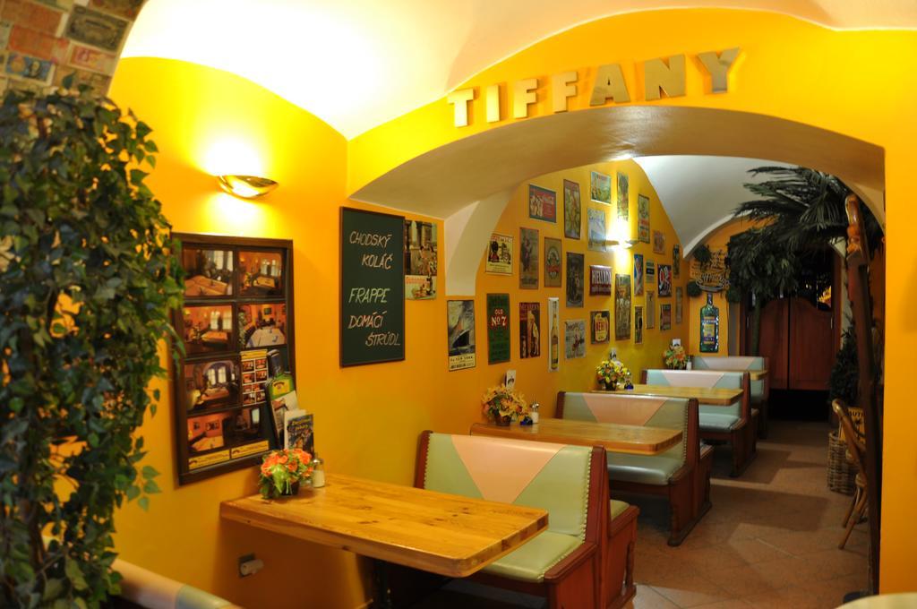 Centrum Tiffany Pension Domazlice Bagian luar foto