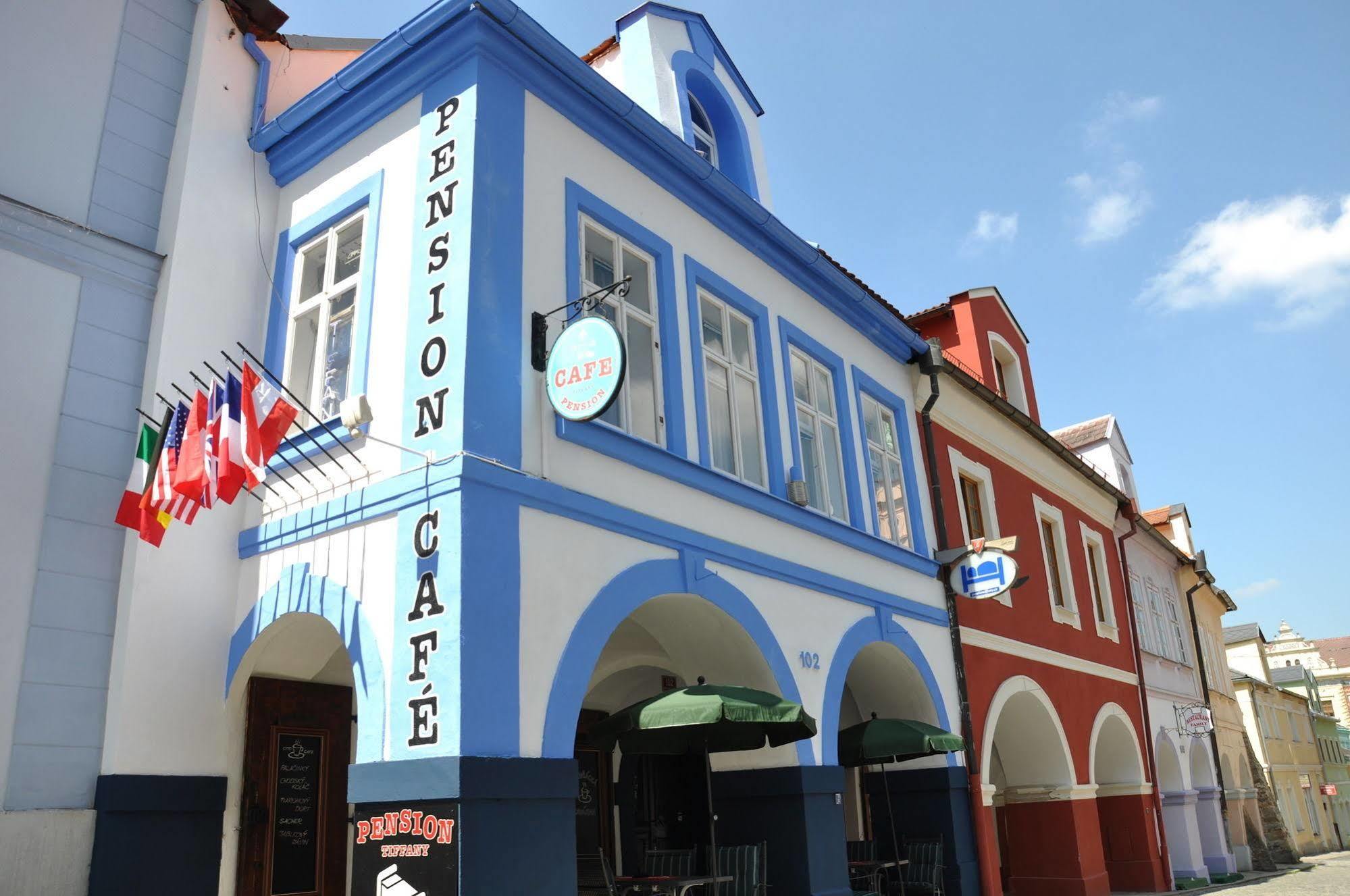 Centrum Tiffany Pension Domazlice Bagian luar foto