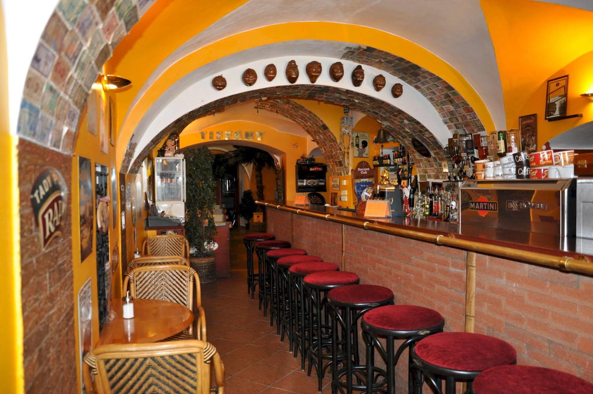 Centrum Tiffany Pension Domazlice Bagian luar foto